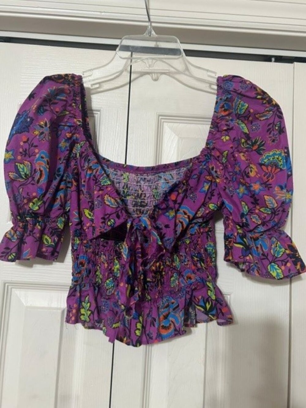 SHEIN SXY Allover Floral Print Puff Sleeve Tie Front Shirred Detail Top (XS)